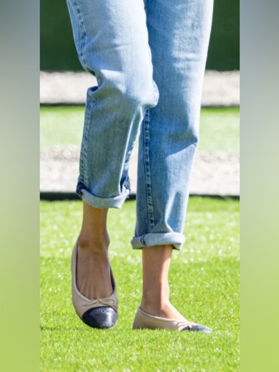 CHANEL Shoes - Chanel Lambskin Ballerinas in Beige & Black